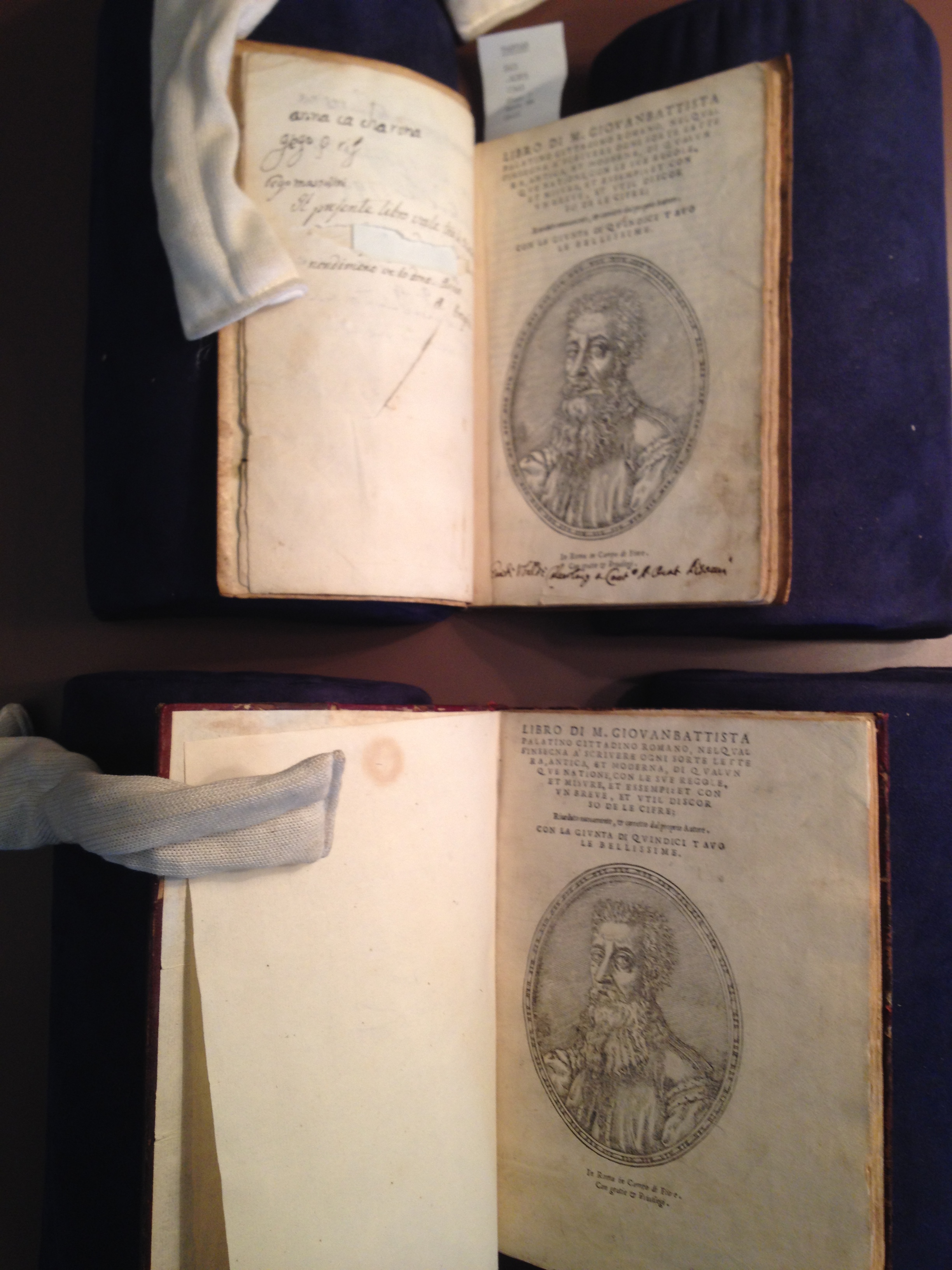 Palatino's Libro nuovo d’imparare a scrivere Z43.A3 P3 1545 Fabyan (top) Rosenwald (bottom)